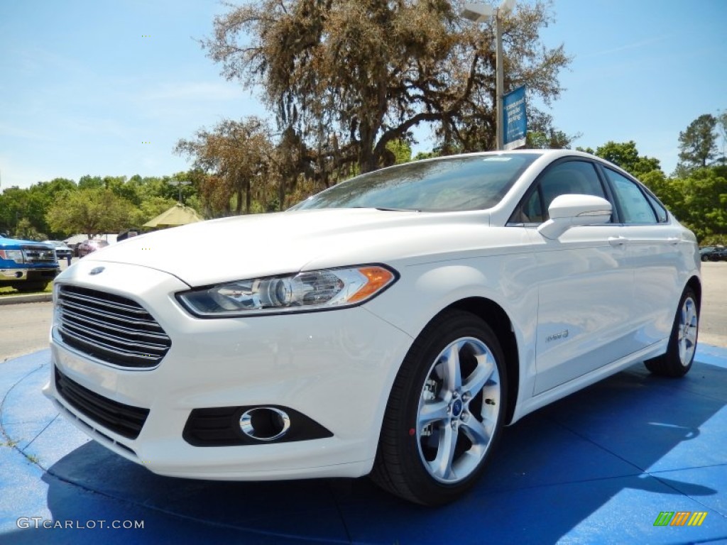 Oxford White 2014 Ford Fusion Hybrid SE Exterior Photo #92170811