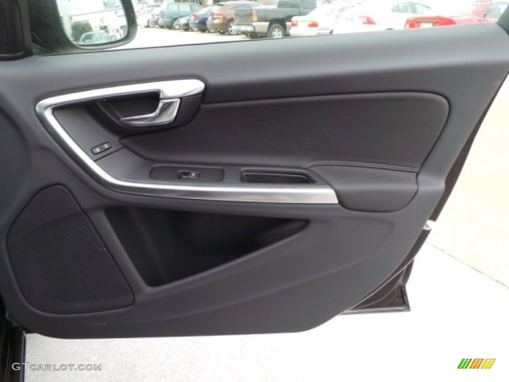 2015 Volvo V60 T5 Drive-E Off-Black Door Panel Photo #92172067