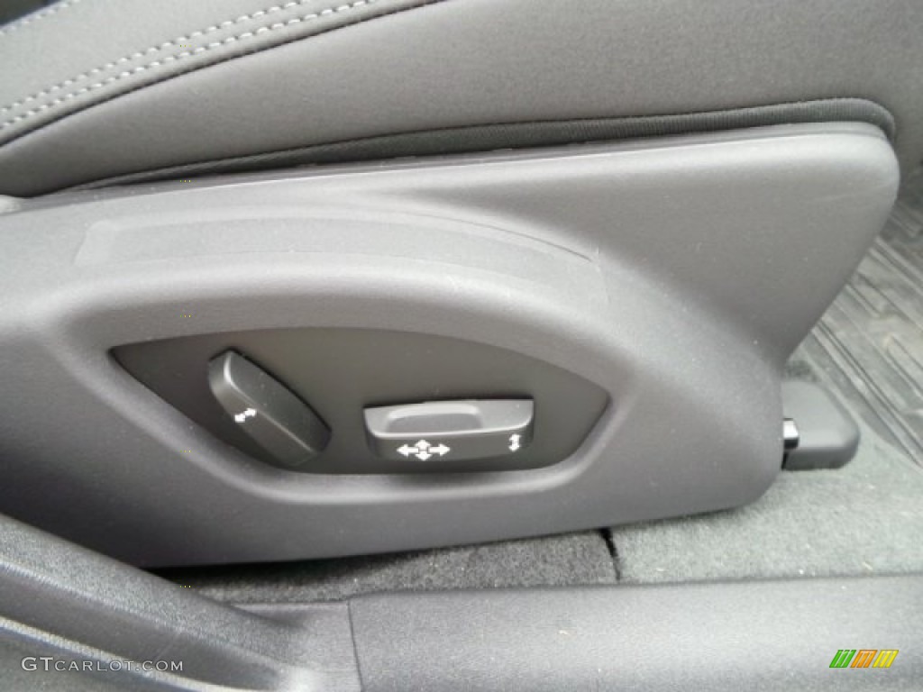 2015 V60 T5 Drive-E - Black Stone / Off-Black photo #29