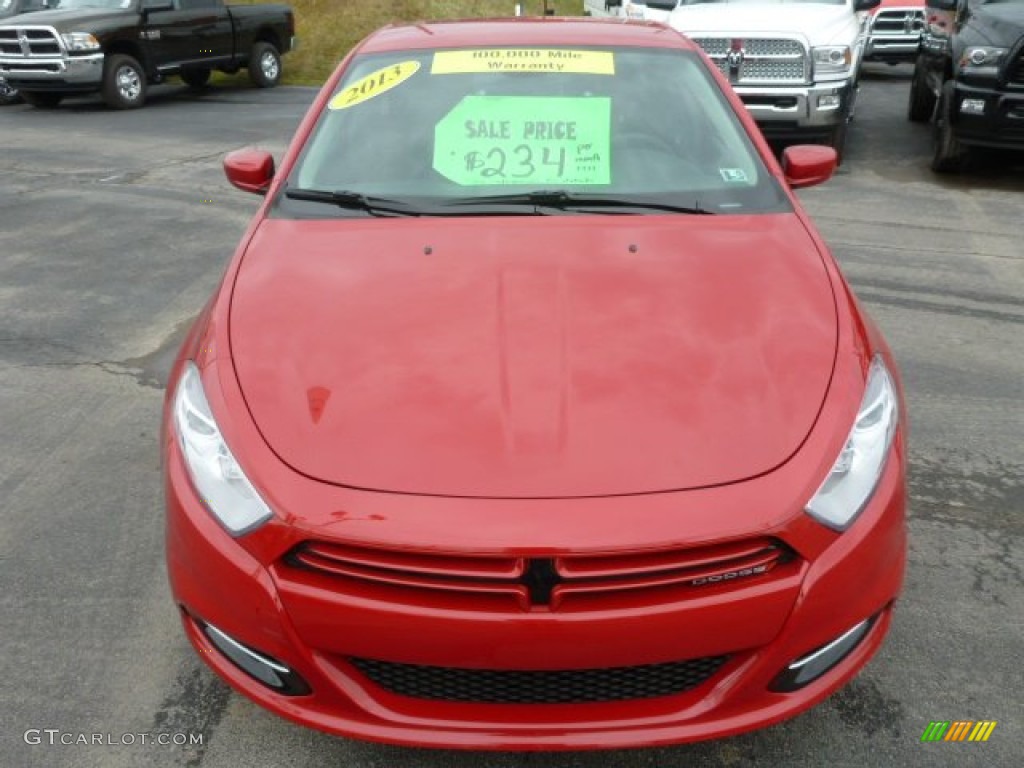 2013 Dart SE - Redline 2-Coat Pearl / Black photo #8