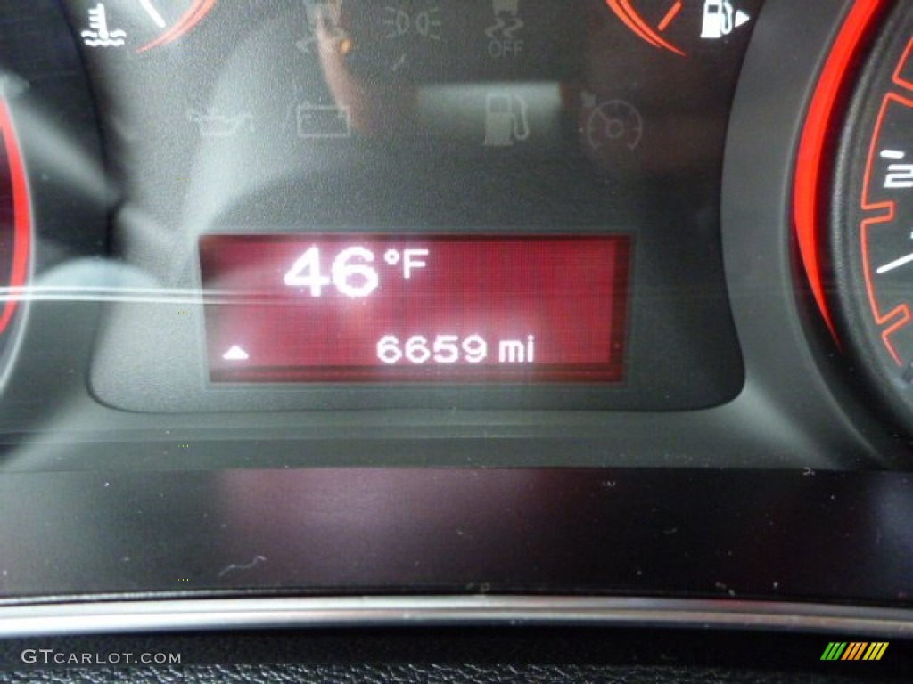 2013 Dart SE - Redline 2-Coat Pearl / Black photo #19