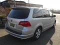 Mercury Silver Metallic - Routan SEL Photo No. 4