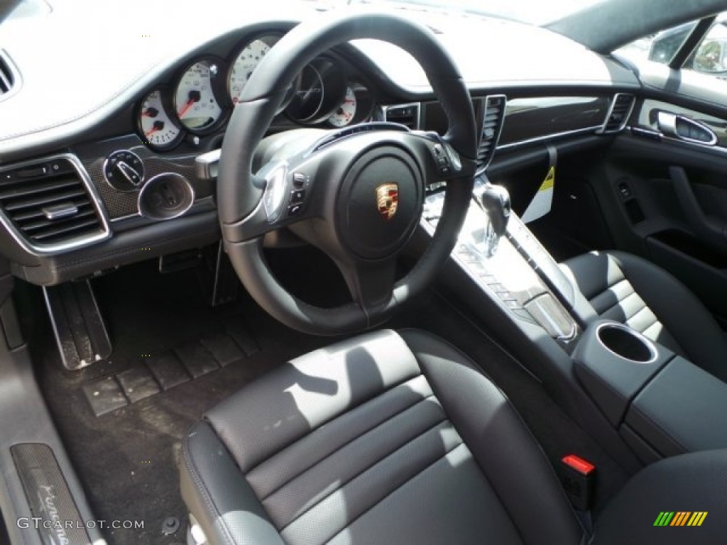 Black Interior 2014 Porsche Panamera GTS Photo #92182786