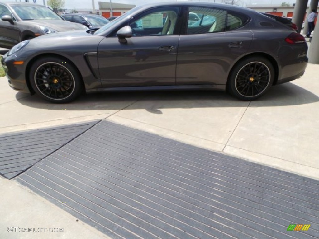 Agate Grey Metallic 2014 Porsche Panamera 4S Exterior Photo #92183239