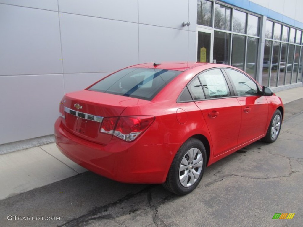 2014 Cruze LS - Red Hot / Jet Black/Medium Titanium photo #4