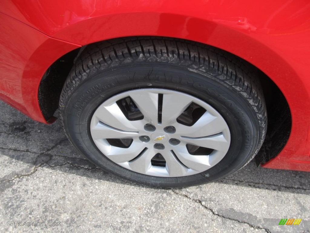 2014 Cruze LS - Red Hot / Jet Black/Medium Titanium photo #3