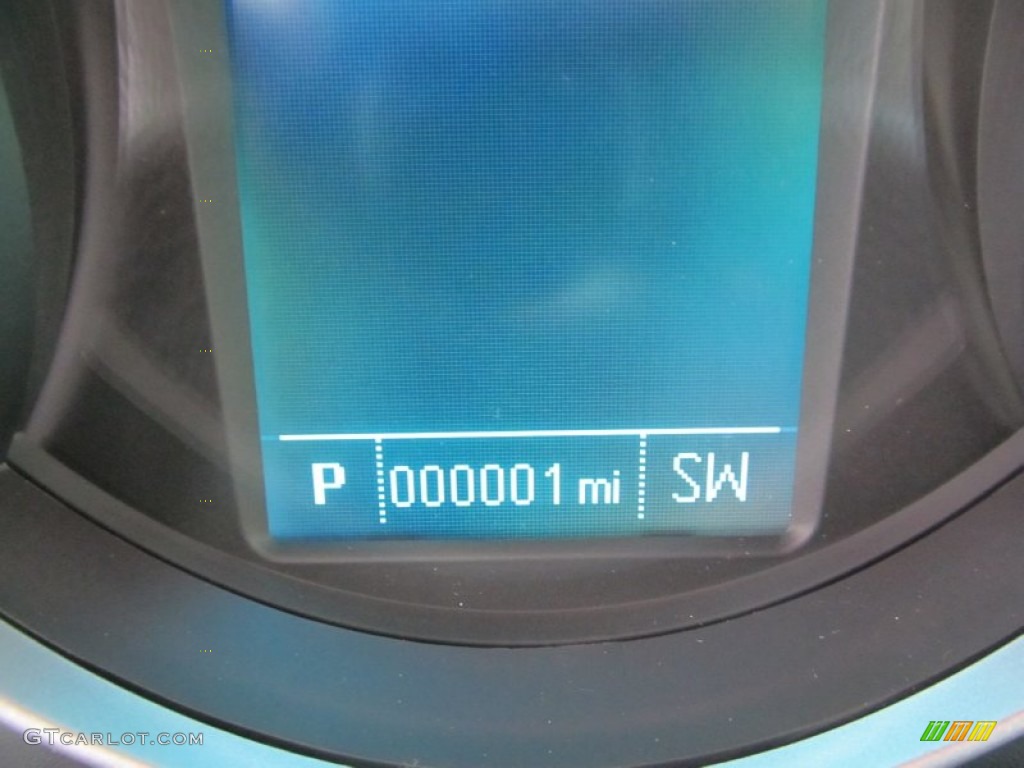 2014 Cruze LS - Red Hot / Jet Black/Medium Titanium photo #20