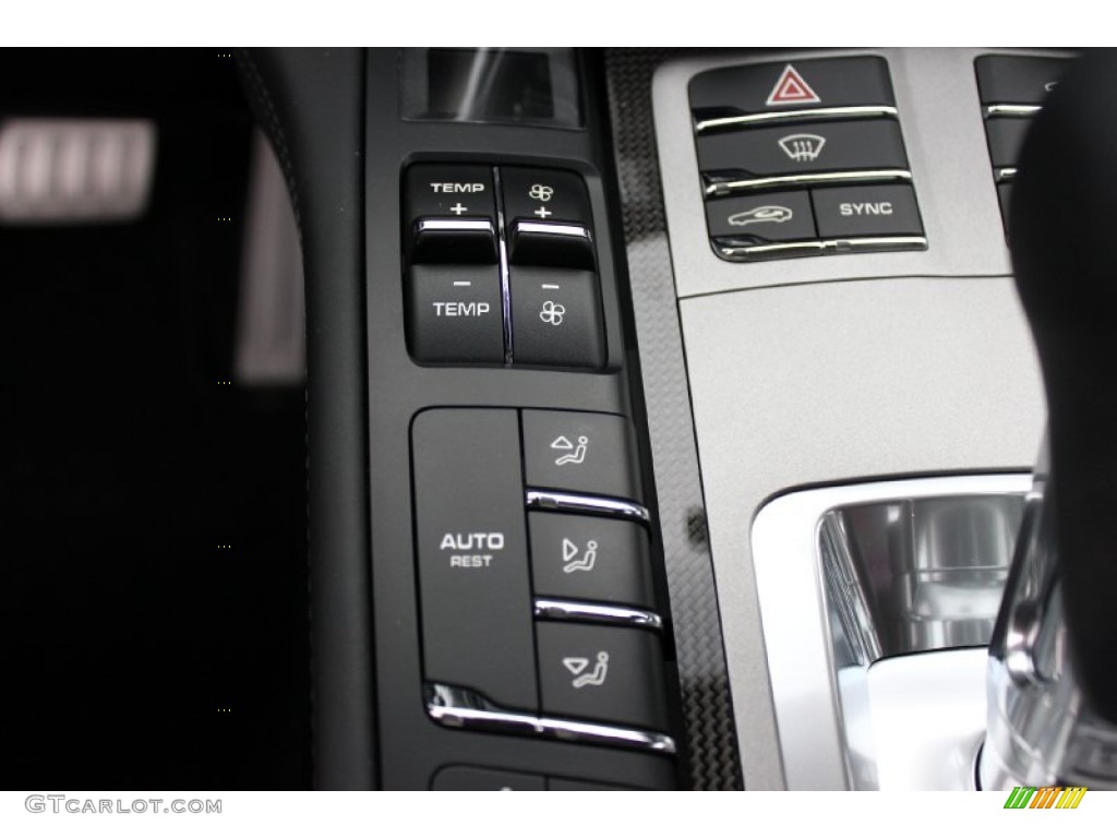 2014 Porsche Panamera GTS Controls Photo #92185057