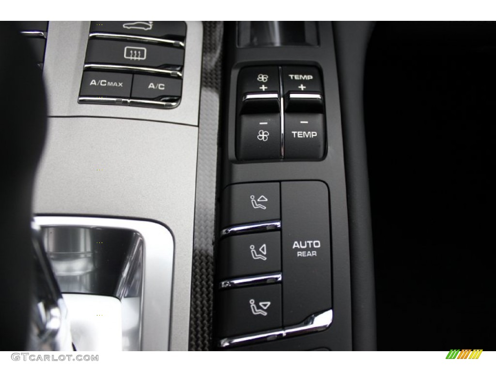 2014 Porsche Panamera GTS Controls Photo #92185111