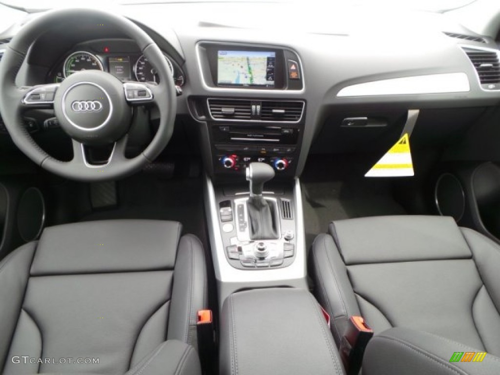 2014 Audi Q5 2.0 TFSI quattro Hybrid Black Dashboard Photo #92186325