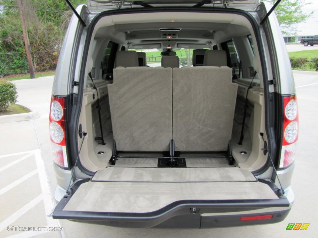 2013 Land Rover LR4 HSE Trunk Photo #92190160