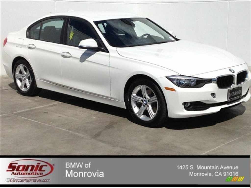 2014 3 Series 320i Sedan - Alpine White / Black photo #1