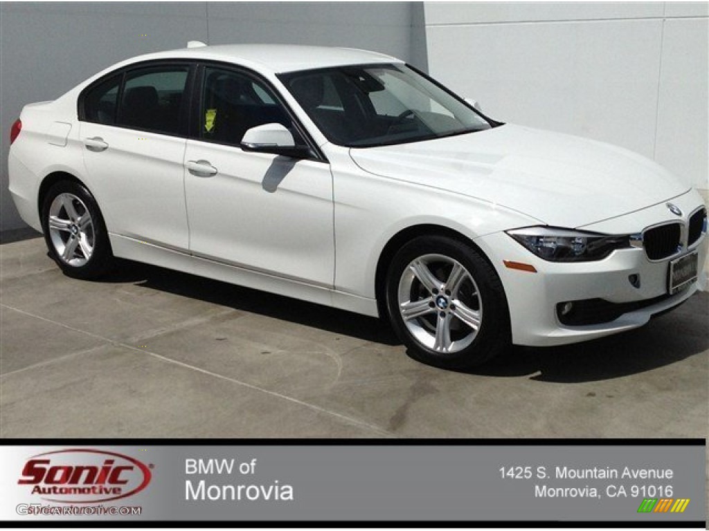 2014 3 Series 320i Sedan - Alpine White / Black photo #1