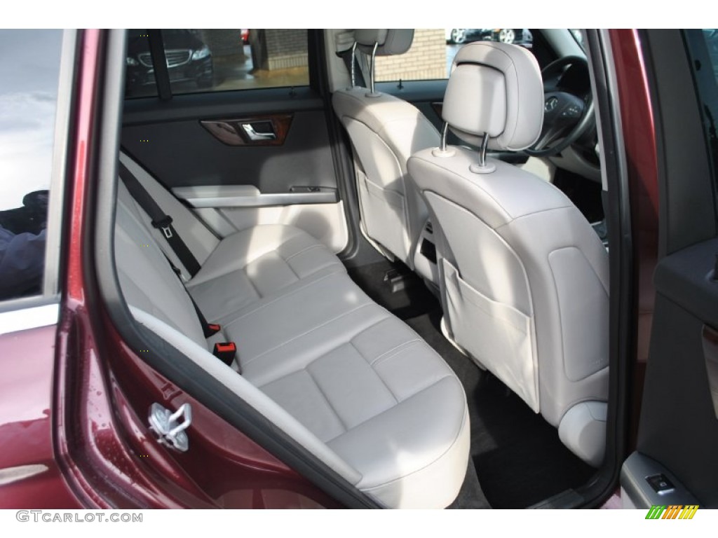 2011 GLK 350 4Matic - Barolo Red Metallic / Grey/Black photo #11