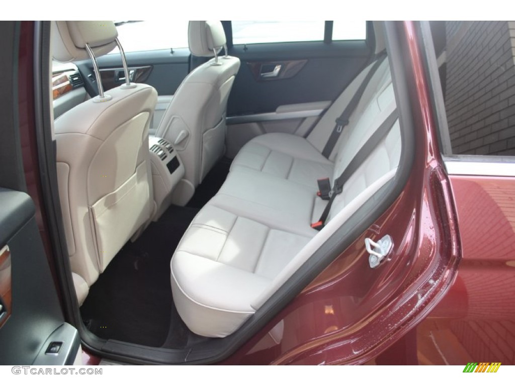 2011 GLK 350 4Matic - Barolo Red Metallic / Grey/Black photo #16