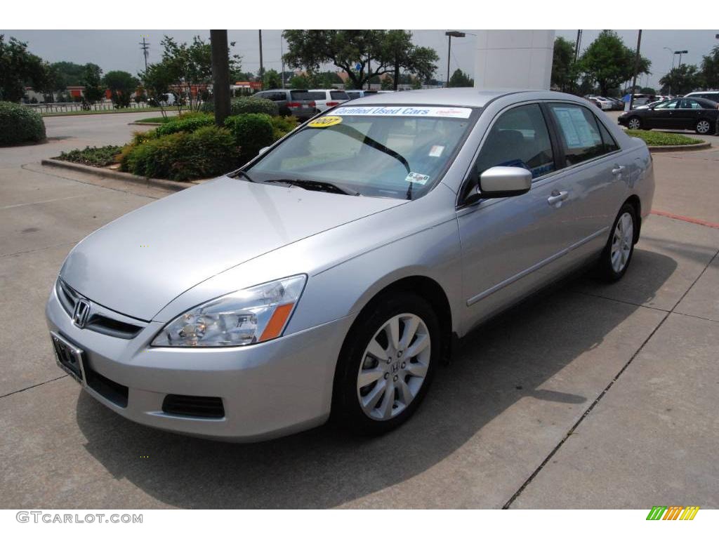 2007 Accord SE V6 Sedan - Alabaster Silver Metallic / Gray photo #3