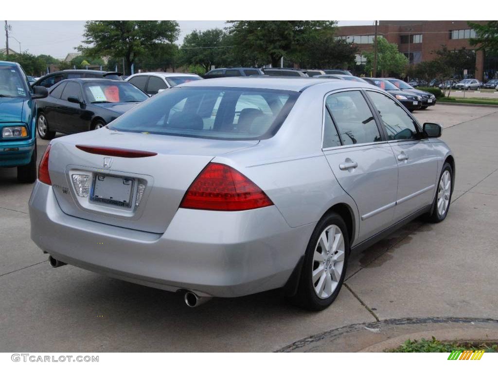 2007 Accord SE V6 Sedan - Alabaster Silver Metallic / Gray photo #7