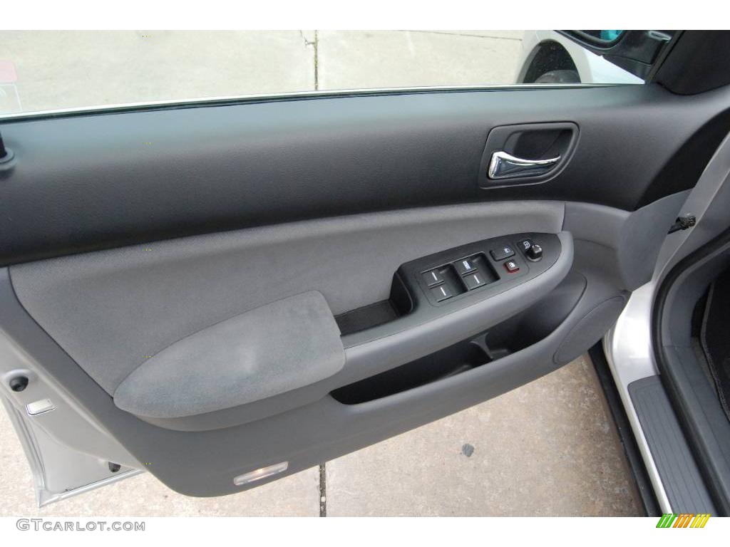 2007 Accord SE V6 Sedan - Alabaster Silver Metallic / Gray photo #10