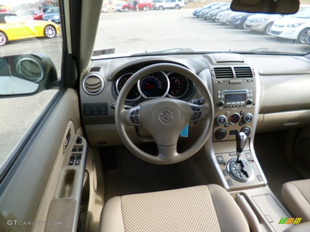 2010 Grand Vitara Premium 4x4 - White Water Pearl / Beige photo #15