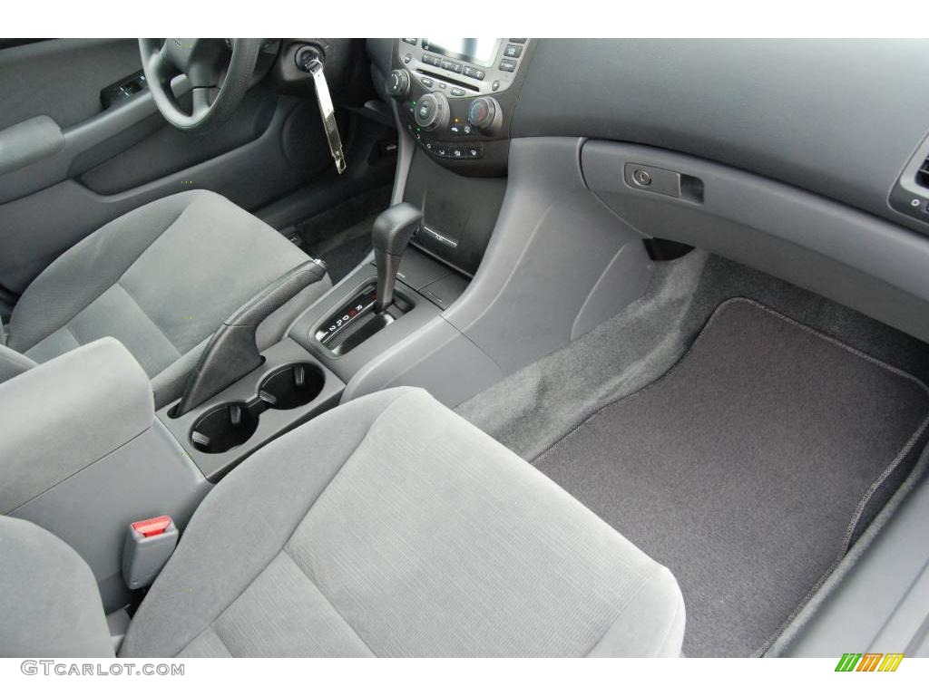 2007 Accord SE V6 Sedan - Alabaster Silver Metallic / Gray photo #28