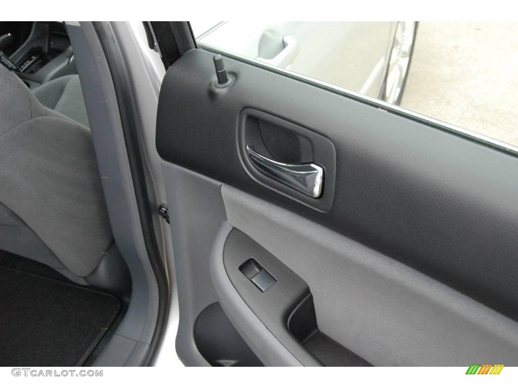 2007 Accord SE V6 Sedan - Alabaster Silver Metallic / Gray photo #30