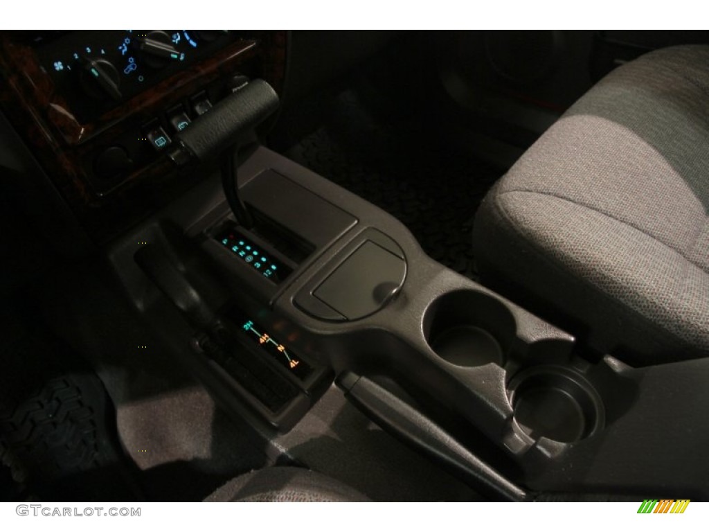 1999 Jeep Cherokee SE 4x4 Transmission Photos