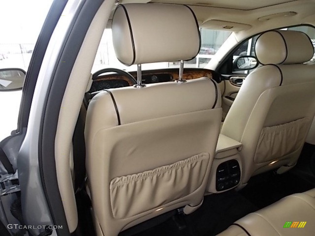 2007 XJ XJ8 - Liquid Silver Metallic / Barley/Charcoal photo #26