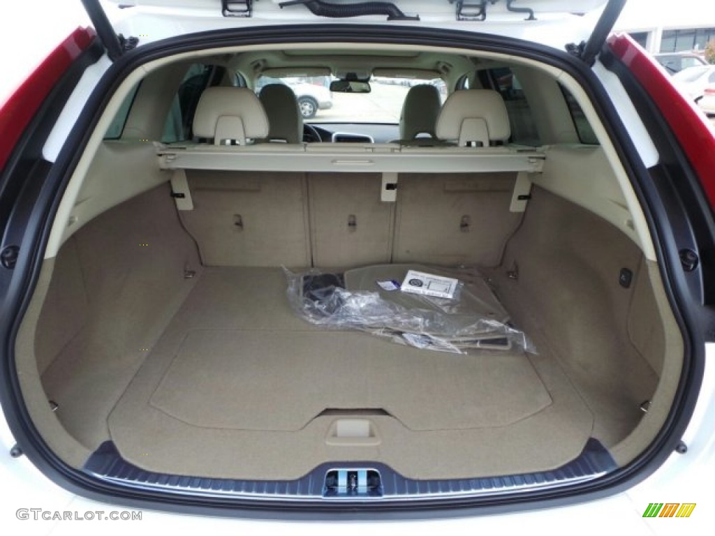 2015 Volvo XC60 T6 AWD Trunk Photo #92217945