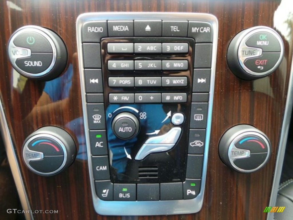 2015 Volvo XC60 T6 AWD Controls Photo #92218474