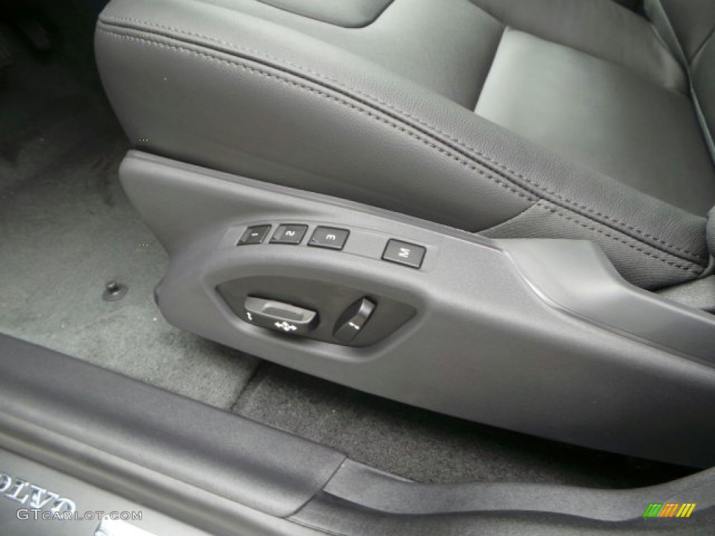 2015 Volvo XC60 T6 AWD Controls Photo #92218969