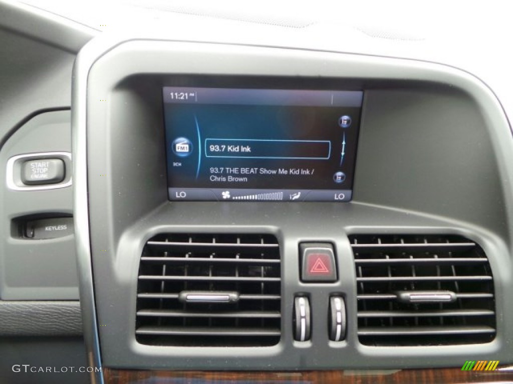 2015 Volvo XC60 T6 AWD Controls Photo #92219065