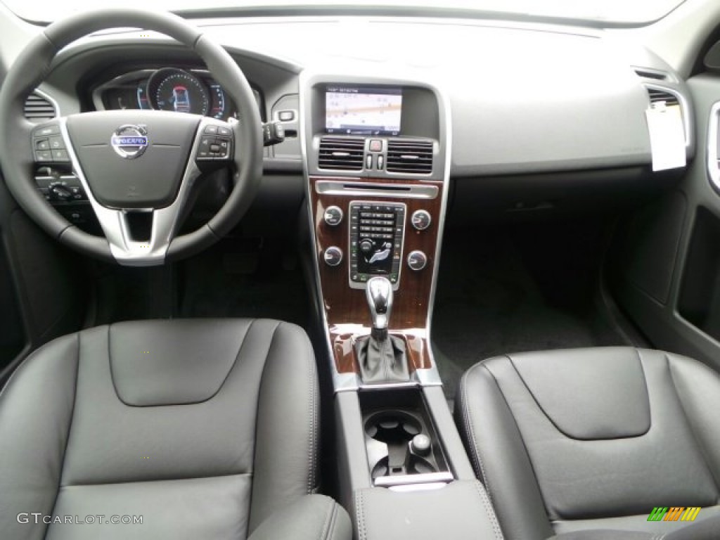 2015 Volvo XC60 T6 AWD Off Black Dashboard Photo #92219242