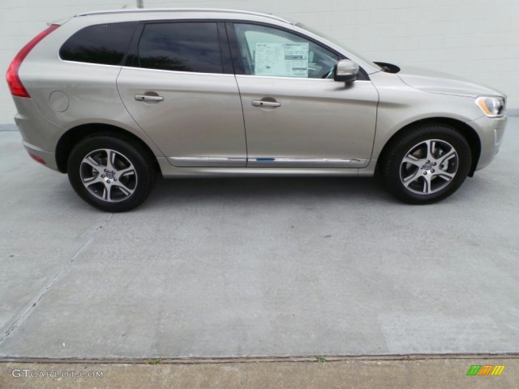 Sea Shell Metallic 2015 Volvo XC60 T6 AWD Exterior Photo #92219530