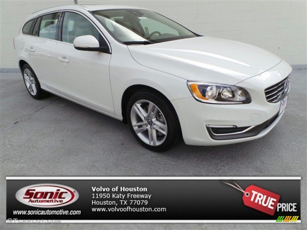 2015 V60 T5 AWD - Ice White / Soft Beige photo #1