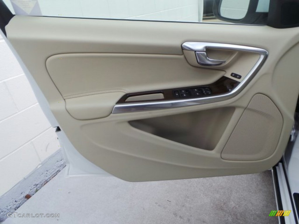 2015 Volvo V60 T5 AWD Soft Beige Door Panel Photo #92221258