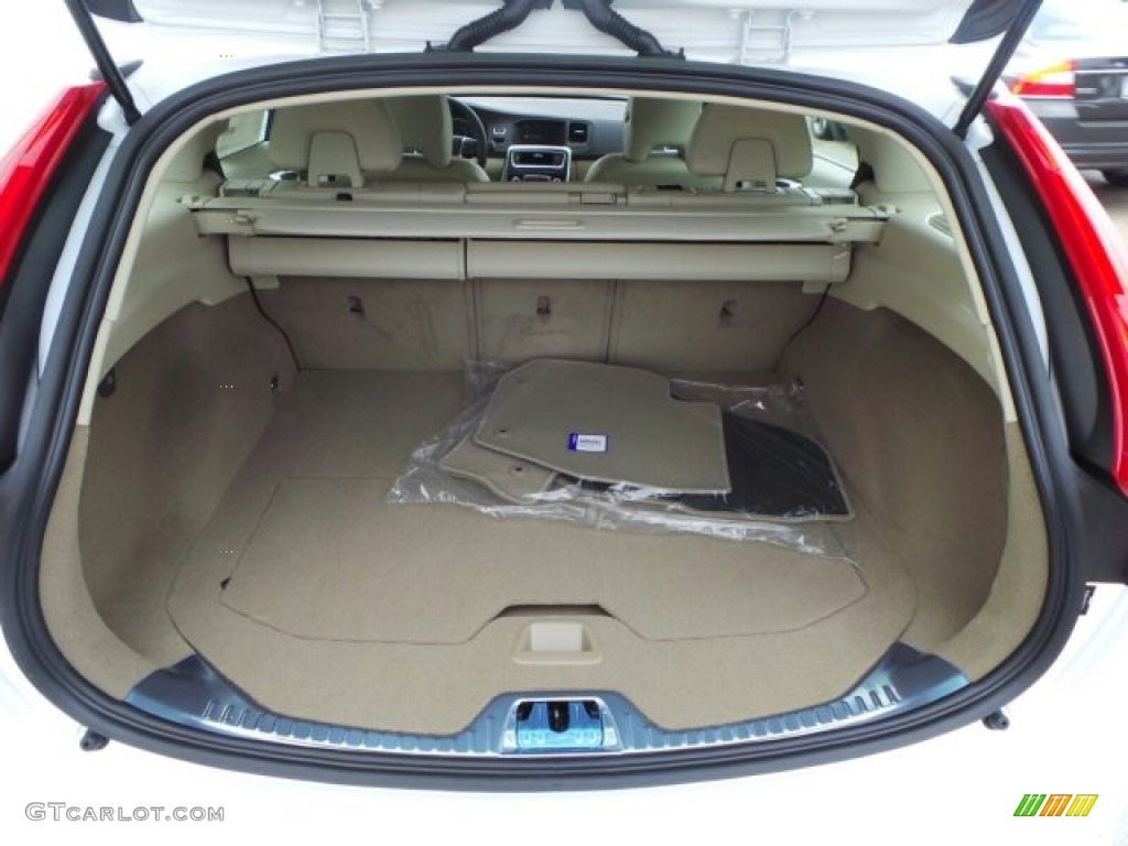 2015 Volvo V60 T5 AWD Trunk Photo #92221566