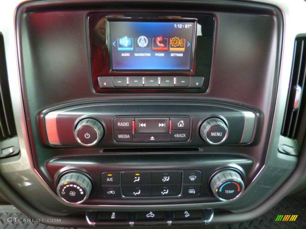 2015 Chevrolet Silverado 2500HD LT Crew Cab 4x4 Controls Photo #92223427