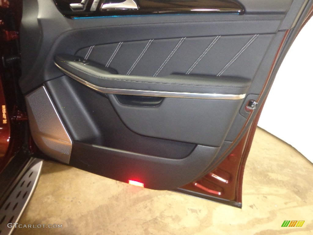 2013 Mercedes-Benz GL 63 AMG 4MATIC Door Panel Photos