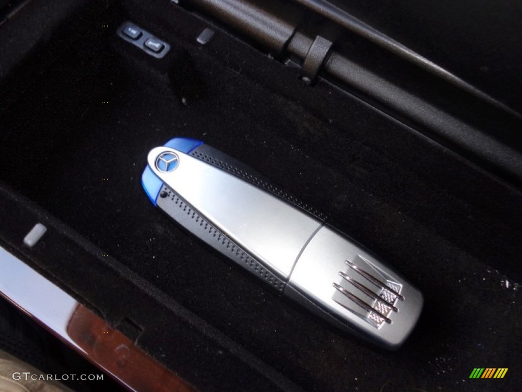 2008 Mercedes-Benz S 550 Sedan Controls Photo #92229232
