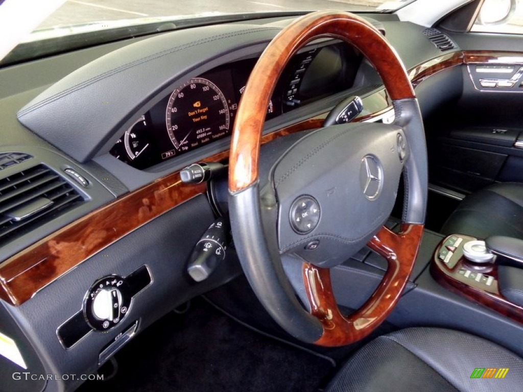 2008 Mercedes-Benz S 550 Sedan Steering Wheel Photos