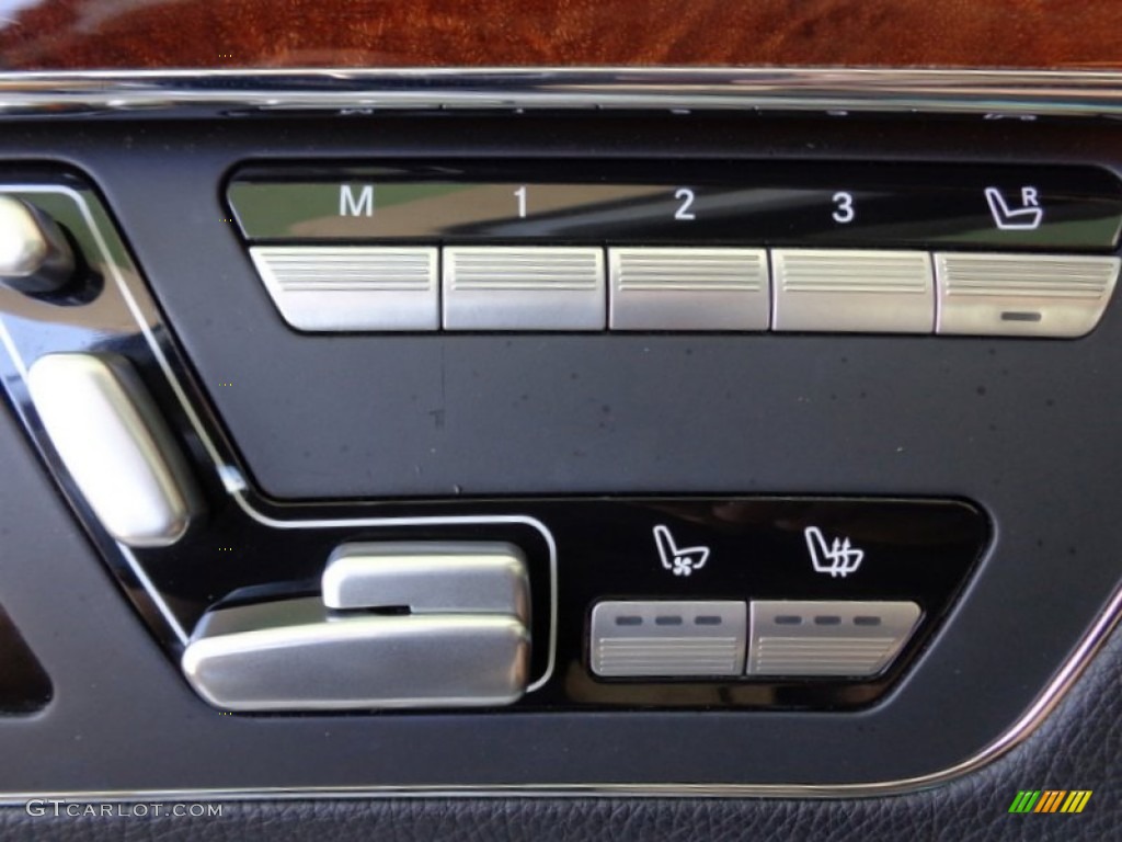 2008 Mercedes-Benz S 550 Sedan Controls Photo #92229583
