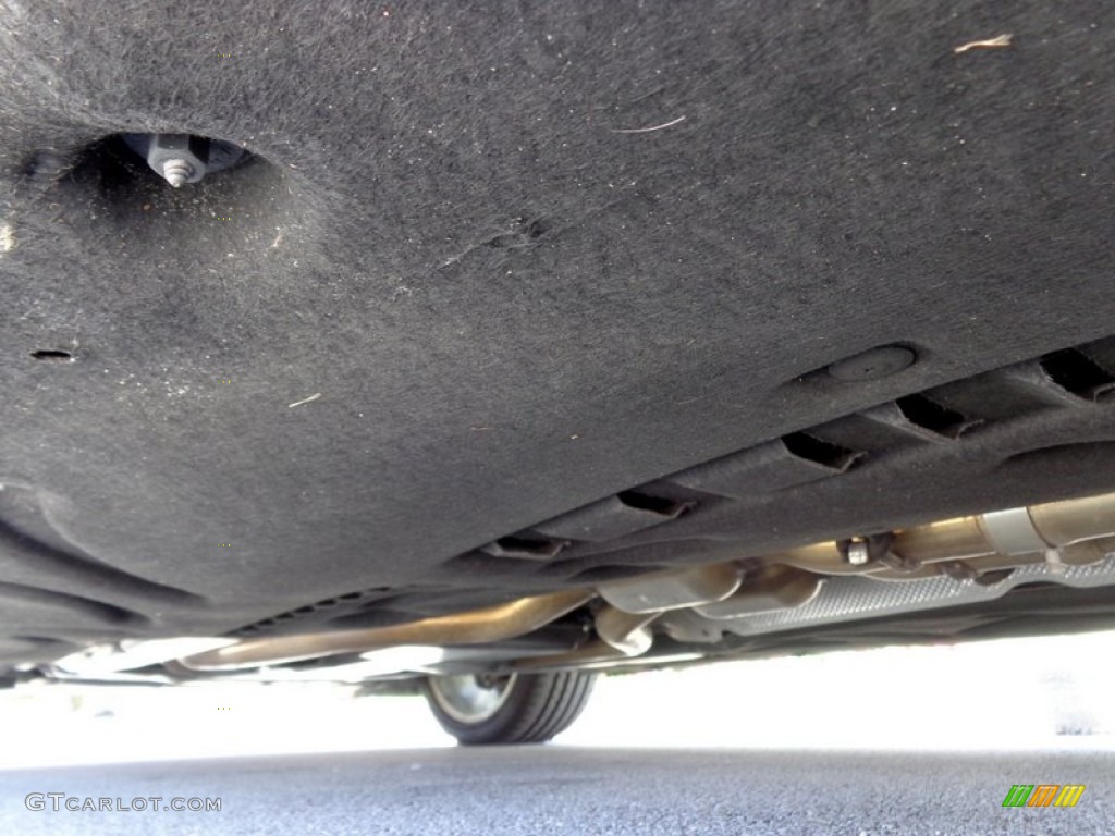 2008 Mercedes-Benz S 550 Sedan Undercarriage Photo #92229679
