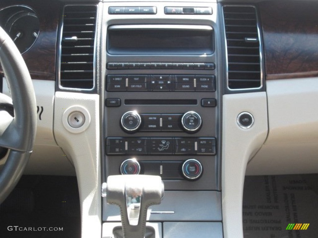 2011 Taurus SEL - Red Candy / Light Stone photo #16
