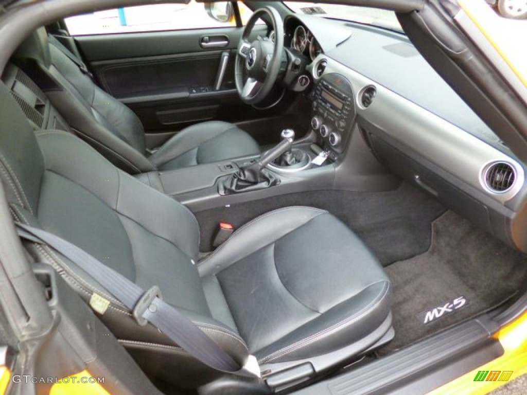 Black Interior 2009 Mazda MX-5 Miata Grand Touring Roadster Photo #92231780