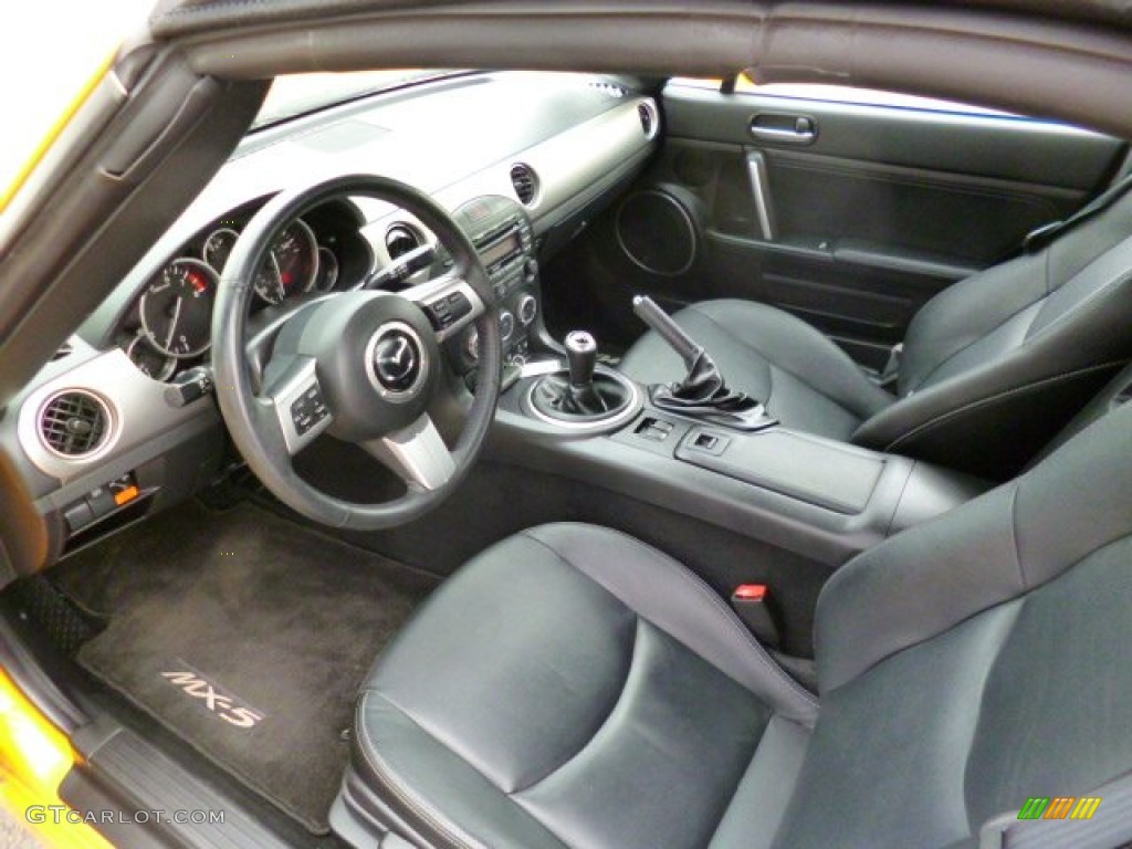Black Interior 2009 Mazda MX-5 Miata Grand Touring Roadster Photo #92231818