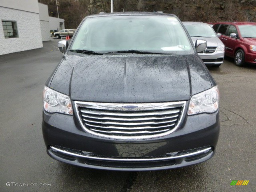 2014 Town & Country Touring-L - Maximum Steel Metallic / Black/Light Graystone photo #8