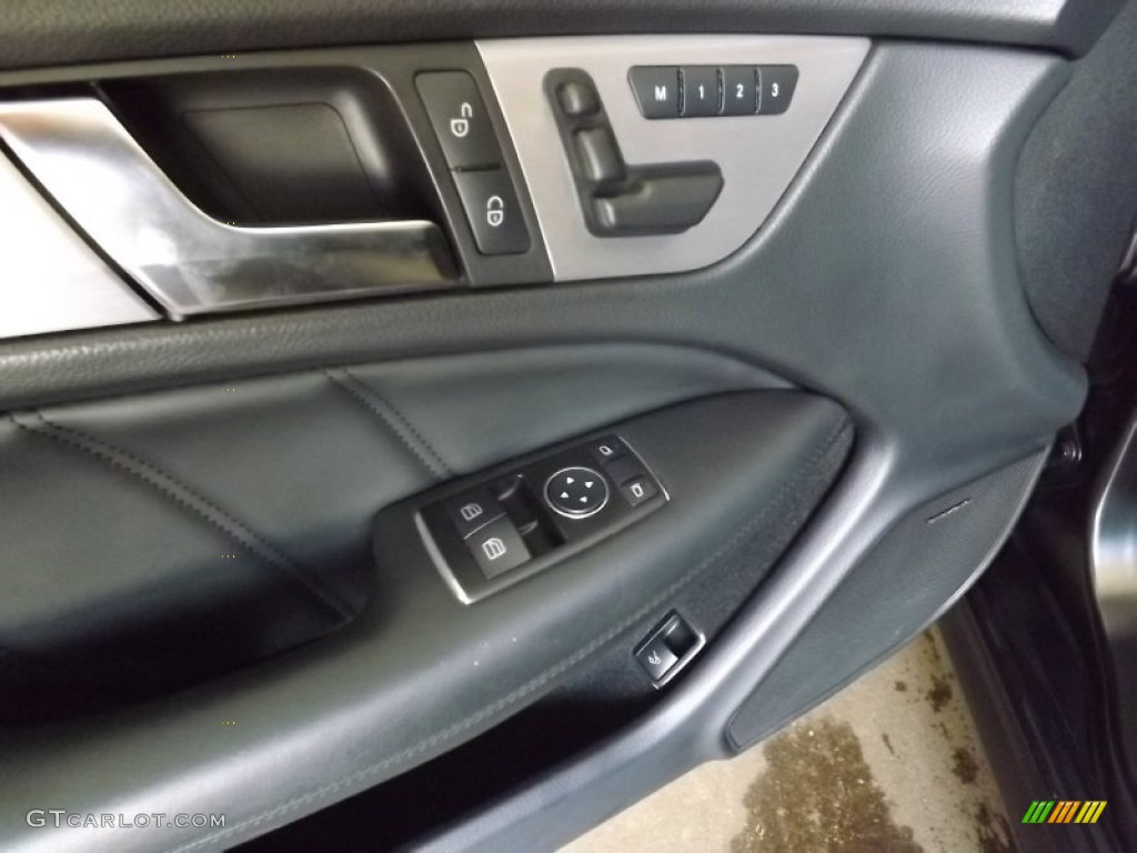 2012 Mercedes-Benz C 63 AMG Coupe Controls Photos