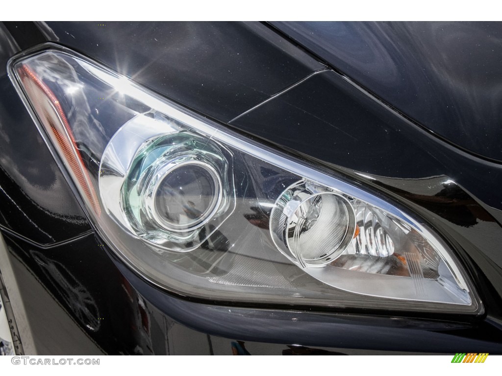 2012 Infiniti M 56 Sedan Headlight Photo #92239120