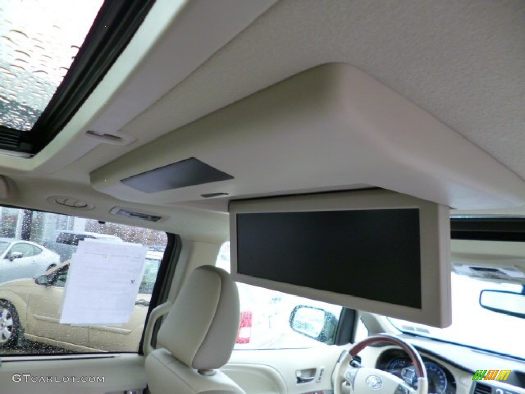 2011 Sienna Limited AWD - Predawn Gray Mica / Bisque photo #12