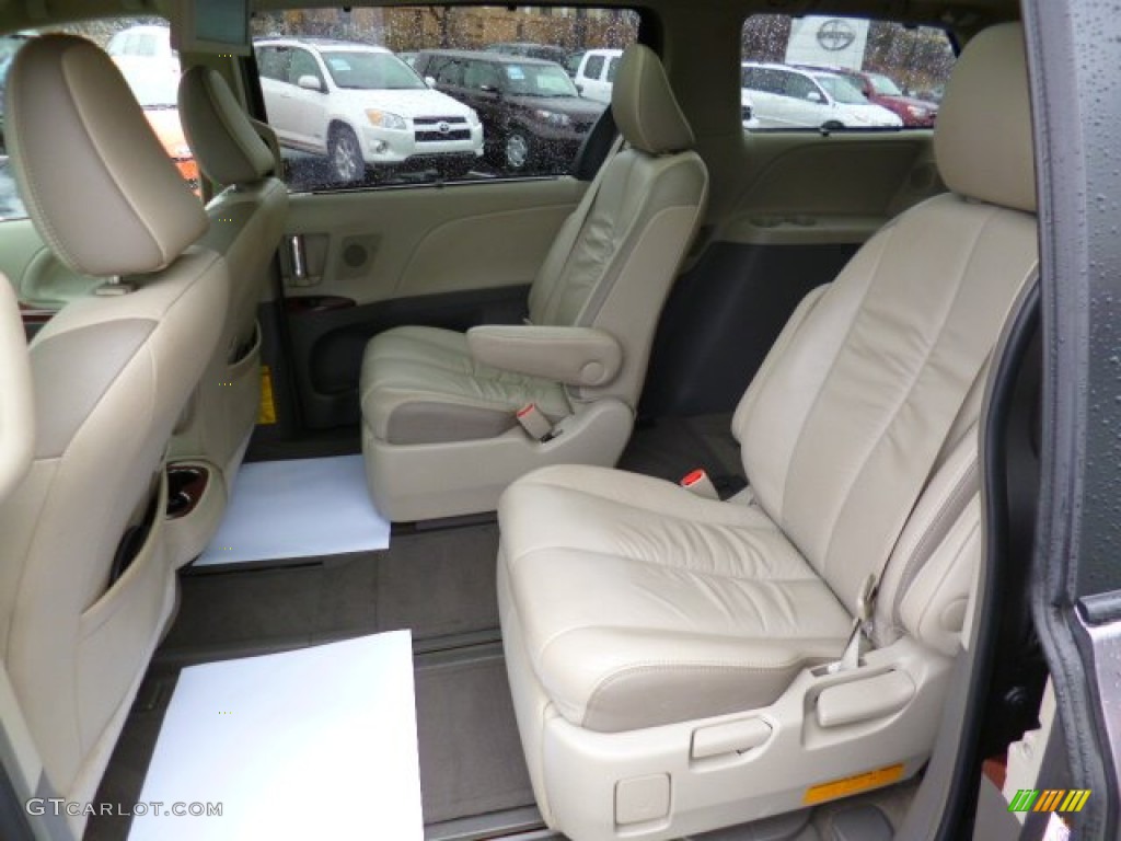 2011 Sienna Limited AWD - Predawn Gray Mica / Bisque photo #14